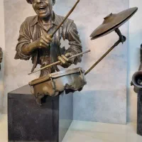 مجسمه برنزی مردان سیاه پوست|مجسمه، تندیس، ماکت|تهران, فردوسی|دیوار