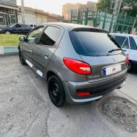 خودرو پژو 206