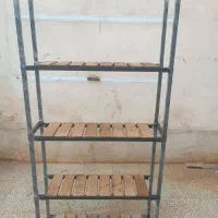 قفسه و رگال،میز ناخن