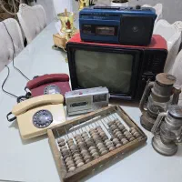 اشیا قدیمی تلفن،چرتکه،فانوس،ظبط ورادیو