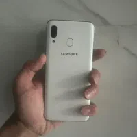 سامسونگ Galaxy A30 حافظهٔ ۶۴ گیگابایت