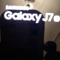 گوشی سامسونگ گالکسی j7 با ۳ قاب