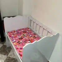 تخت|تخت و صندلی بچه|رشت, حسین آباد|دیوار