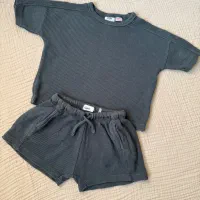 ۶ عدد لباس کودک در حد نو