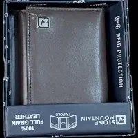 تعدادی لباس ورزشی اورجینال نو از برند آدیداس|لباس|تهران, بهداشت|دیوار