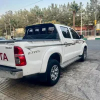 هایلوکس2014
