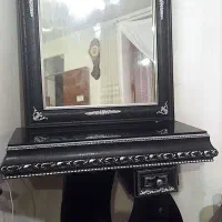 اینه و میز اینه