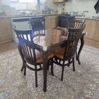 میز ناهار خوری چهار نفره