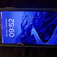 گوشی ایفون 8 رنگ جت بلک سالم سالم