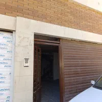 واحد اپارتمان 150آخر امام خمینی متری 32ولی 28میدم