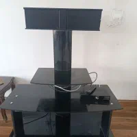 میز تلویزیون شیشه ای