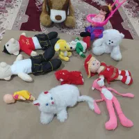 تعدادی عروسک|اسباببازی بچه|ایوان, |دیوار