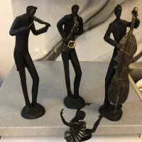 مجسمه موزیسیین ( نوازنده )