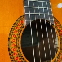 گیتار یاماها c70 اصل به همراه لوازم جانبی|گیتار، بیس، امپلیفایر|قزوین, |دیوار