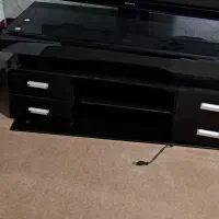 میز تلویزیون شیشه ترک سالم