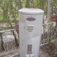 آبگرمکن ایستاده