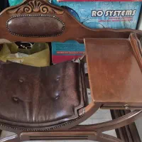 میز تلفن قدیمی و سالم و بدون زدگی