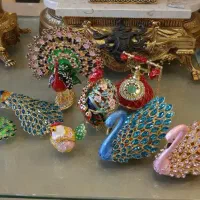 جا جواهری فلزی نگین دار