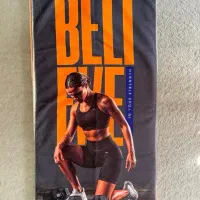 حوله یا زیرانداز باشگاه