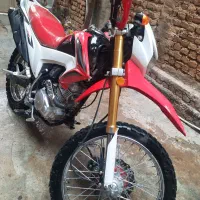 موتور تریل 200 پرواز