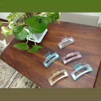 فروش انواع کش مو و کلیپس و وسایل اریشگاه