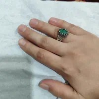 انگشتر مردانه با نگین زمرد