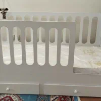 تخت کودک نو نو حتی ۱ بار هم استفاده نشده