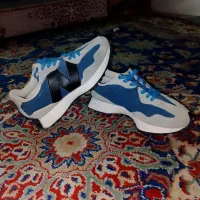 تعدادی کفش کتونی اصلی کفش|کیف، کفش، کمربند|رباط‌کریم, شهرک صنعتی زواره‌ای|دیوار