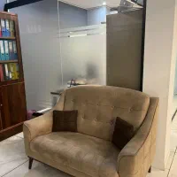 فروش میز و صندلی و مبلمان اداری در حد نو