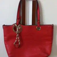 لباس و کفش و کیف|لباس|هشتگرد, فاز ۱ مهستان|دیوار