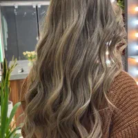 رنگ و لایت و کراتین به همراه هدیه ویژه