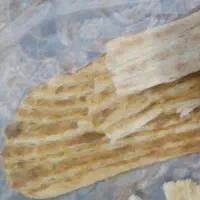 خریدار نان خشک