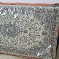 پشتی کرم یه جفت