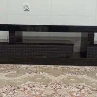 میز تلویزیون در حد نو طرح سه بعدی