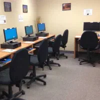 نیازمندمنشی خانم جهت همکاری در آموزشگاه کامپیوتر