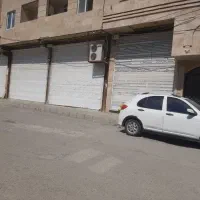 مغازه ۱۰۰ متری وبالکن ۵۰ متر
