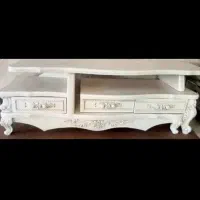 میز تلویزیون سلطنتی بدون عیب