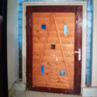 5 عدد در چوبی