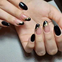 کاشت ناخن (تخفیف پاییزه)|خدمات آرایشگری و زیبایی|قم, هفت تیر|دیوار