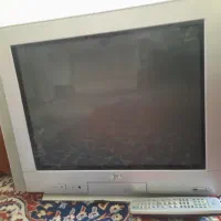 تلویزیون الجی ۲۱ اینچ تمیز با دستگاه دیجیتال|تلویزیون و پروژکتور|لار, |دیوار