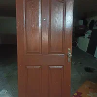 درب عتیقه چوبی آپارتمانی همراه با قفل و دستگیره