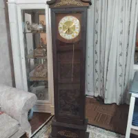 ساعت چوبی ایستاده