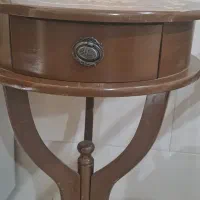 میز کلکسیونی قدیمی