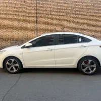 آریزو ۵سفید مدل ۱۴۰۲