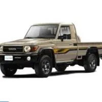 یک سری وسایل تویوتا لندکروزر چهارو نیم مدل۹۷و