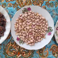 لوبیا چیتی. تخمه آفتاب گردون محلی. آفتابی