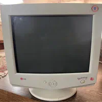 مانیتور قدیمی LG