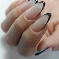کاشت و ترمیم ناخن با تخفیف باور نکردنی