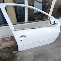 درب۲۰۶ جلوسمترانندهاستوک