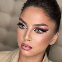میکاپ ویژه عروس و همراهی